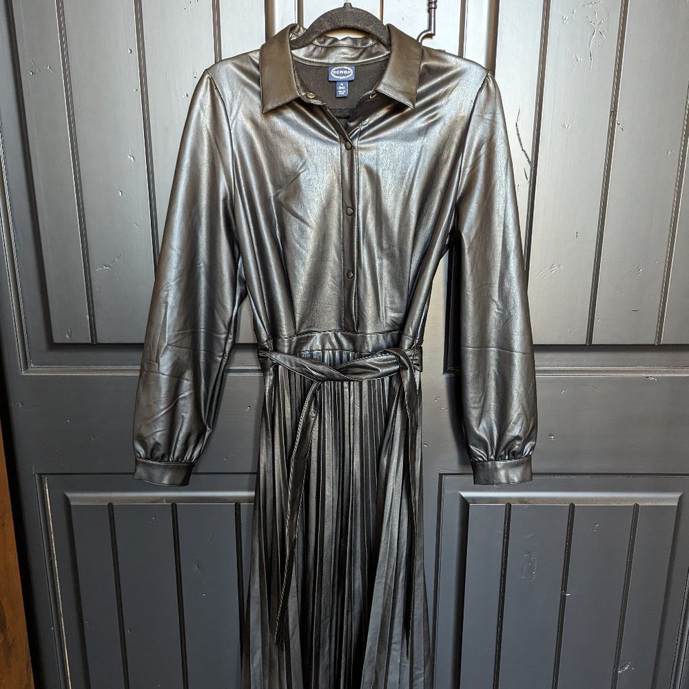 NWOT Scoop Women's Faux Leather Pleated Midi Dress, Size Medium